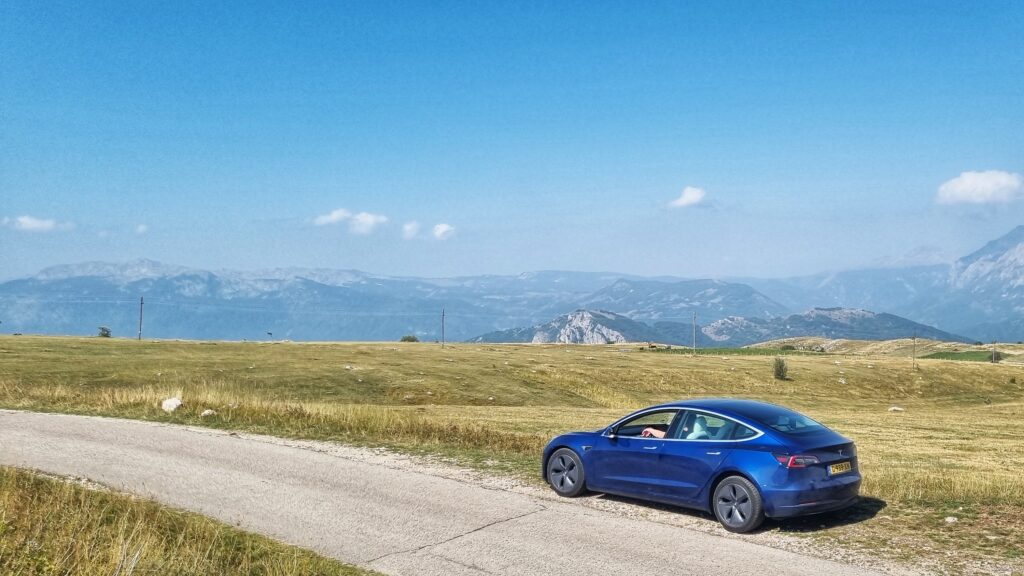 Durmitor National Park panoramic road P14, roadtrip Montenegro route tips