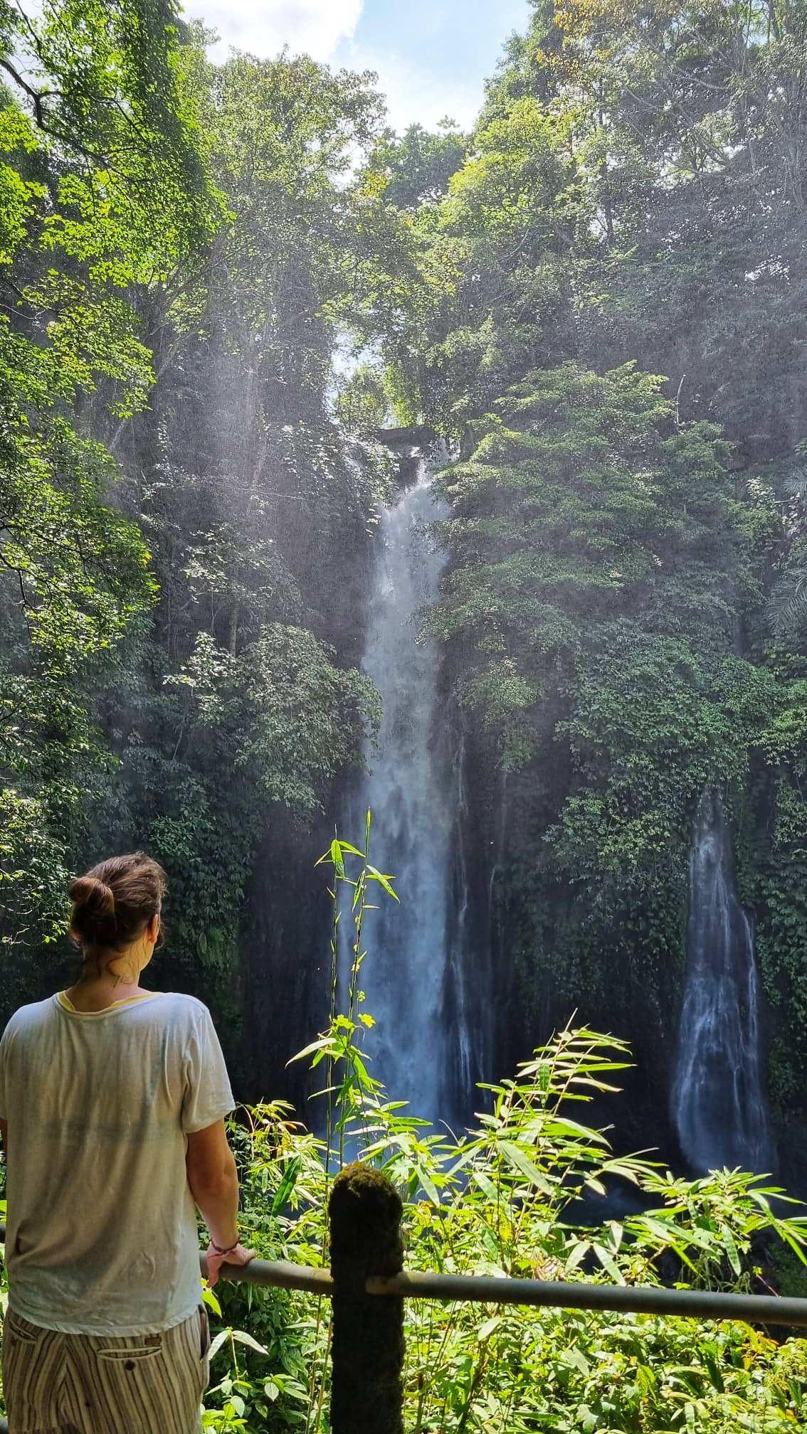 Wandeling Banyuatis waterval Atres Villa; doen in Munduk, tips voor het noorden van Bali