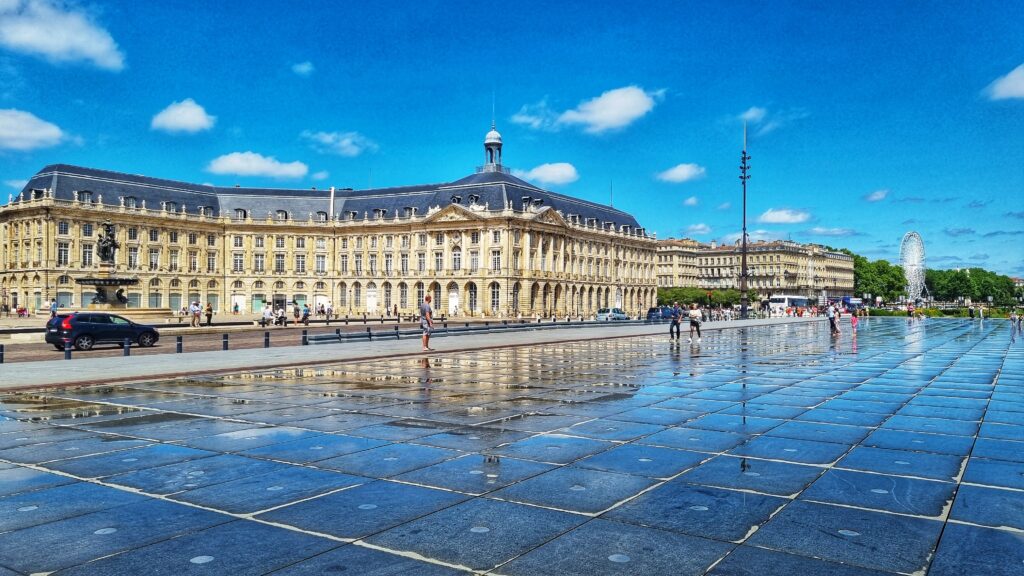 Wat te doen tijdens je stedentrip Bordeaux, fietsen, bezienswaardigheden: Place de la Bourse