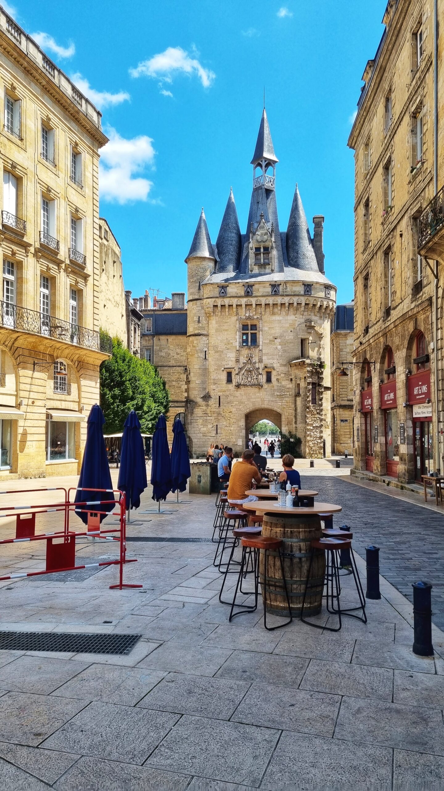 Wat te doen tijdens je stedentrip Bordeaux, fietsen, bezienswaardigheden: terras oude stad