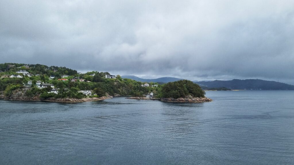 Fjorden tijdens overtocht Ferry Hirtshals-Bergen, veerboot van Denemarken naar Noorwegen