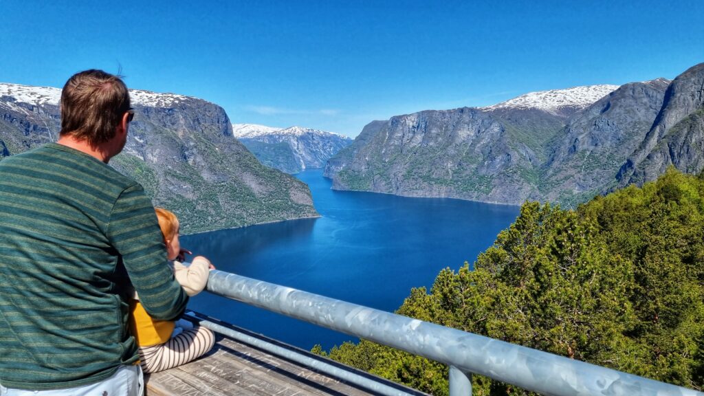 Aurlandsfjord; Roadtrip route noorwegen, met de auto naar de Lofoten