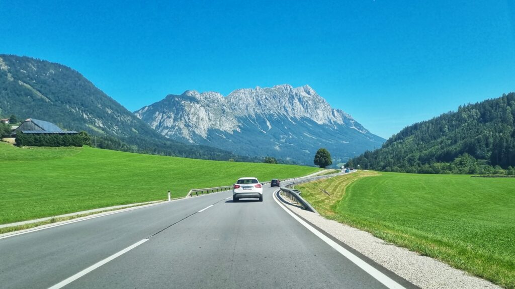 Roadtrip route Oostenrijk; roadtrip route van Nederland naar Montenegro, met je elektrische auto naar de Balkan, tips