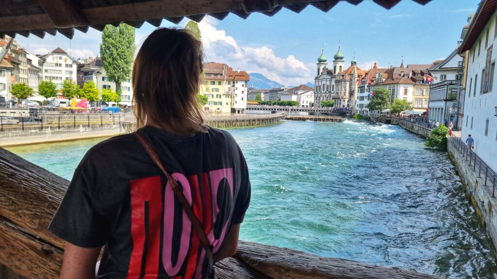 Spreuerbrücke, middeleeuwse brug Luzern; tips wat te doen in Luzern, Zwitserland