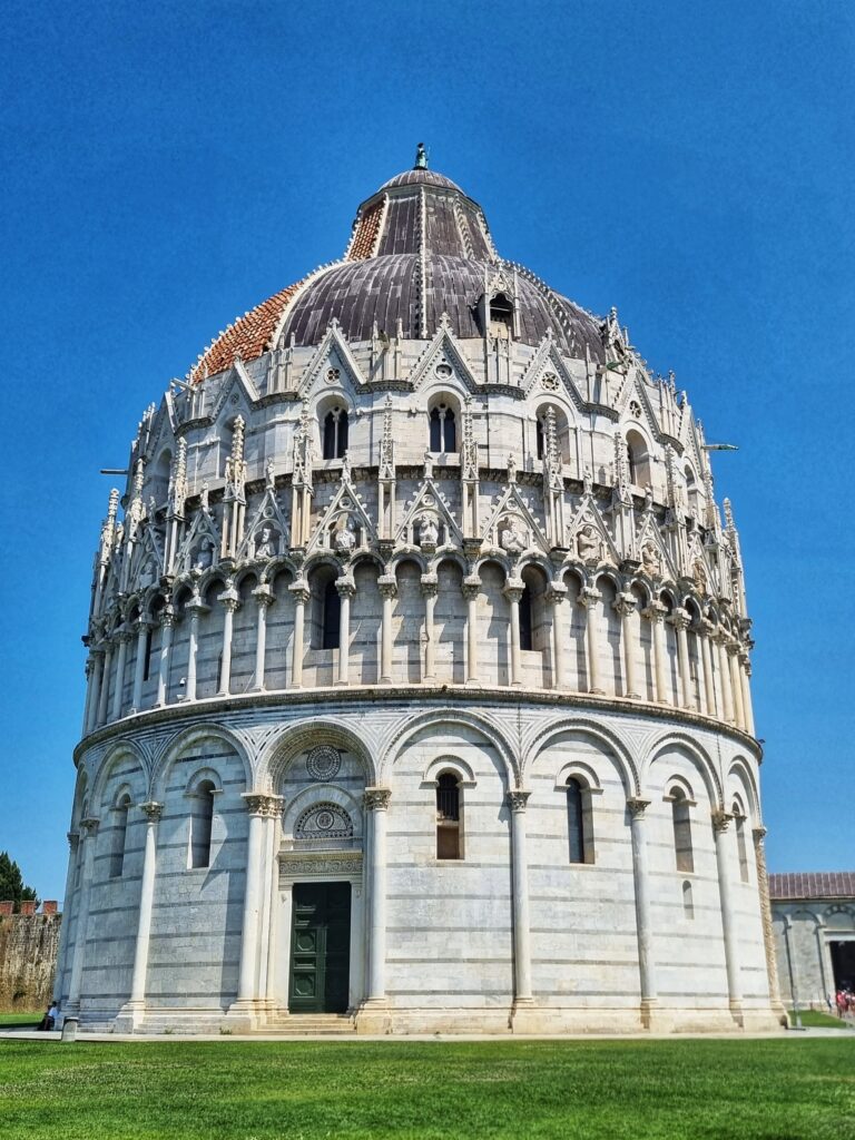 Toren van Pisa, met de auto naar Toscane