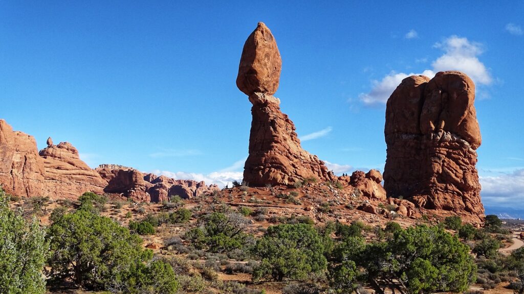 Balanced Rock Arches NP Roadtrip zuid west amerika 2 weken rondreis