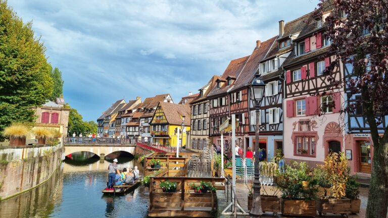 Marche Couvert Markthal Colmar bezoeken; wat te doen in Colmar, Frankrijk; bezienswaardigheden & tips