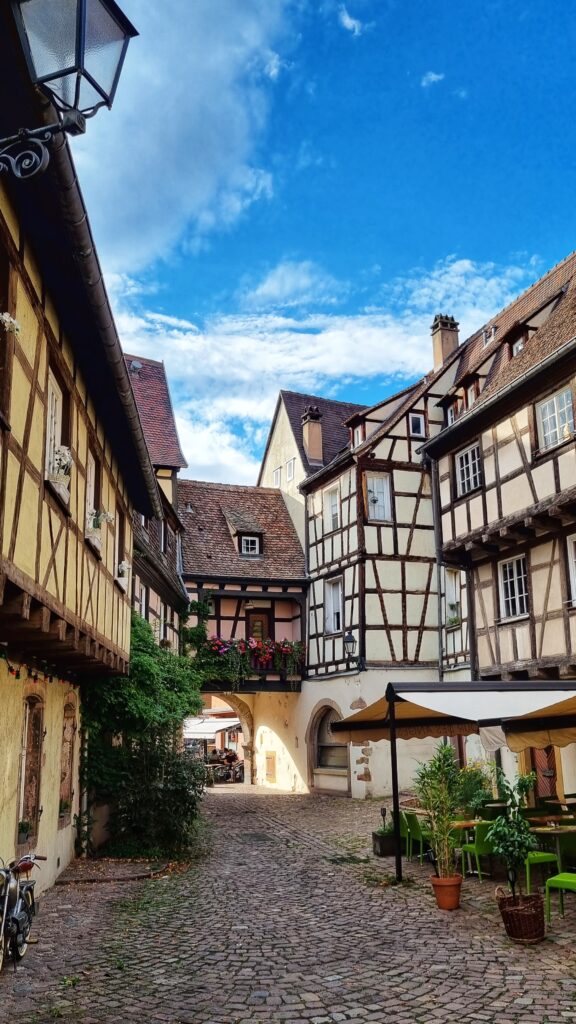 Dwalen door de straten van Colmar; wat te doen in Colmar, Frankrijk; bezienswaardigheden & tips