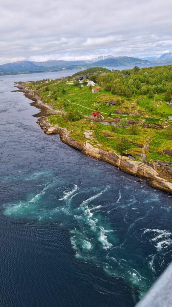 Saltstraumen Bodo; Roadtrip route noorwegen, met de auto naar de Lofoten