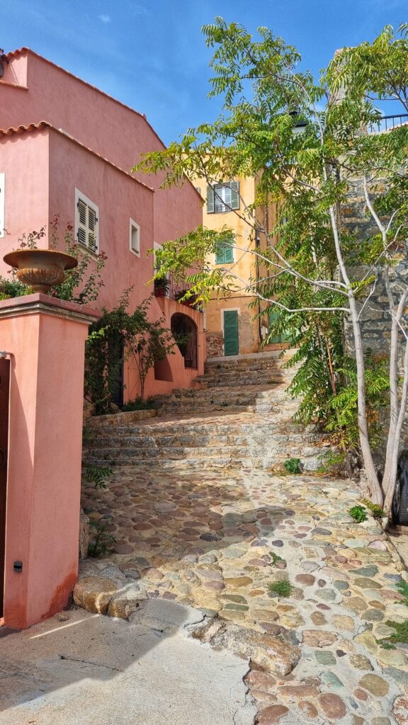 Wandelen citadel Calvi: tips wat te doen in Calvi, noorden westen Corsica