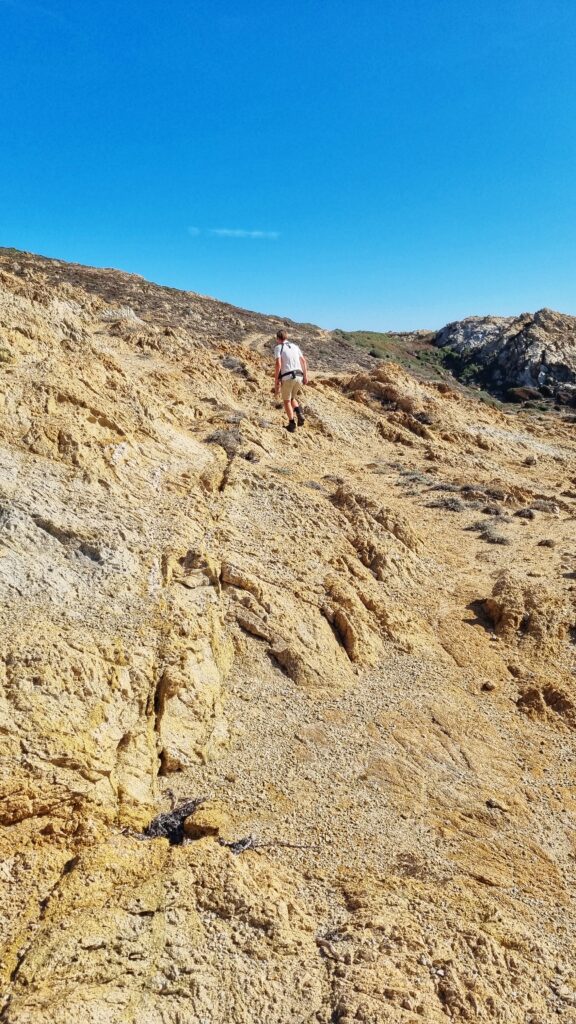 Hiken bij Pointe la Revellata, wandeling in de buurt van Calvi, westkust Corsica: prachtige uitzichten en mooie wandelroutes
