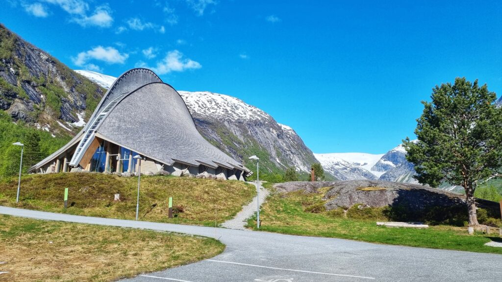 Bezoekerscentrum, Nigardsbreen gletsjer wandeling, Jostedalsbreen national park, één van de mooiste plekken van Noorwegen