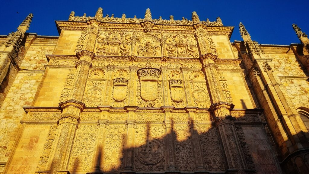 Waar is de kikker van Salamanca? ; wat te doen in Salamanca, de mooiste stad van Spanje: bezienswaardigheden + tips