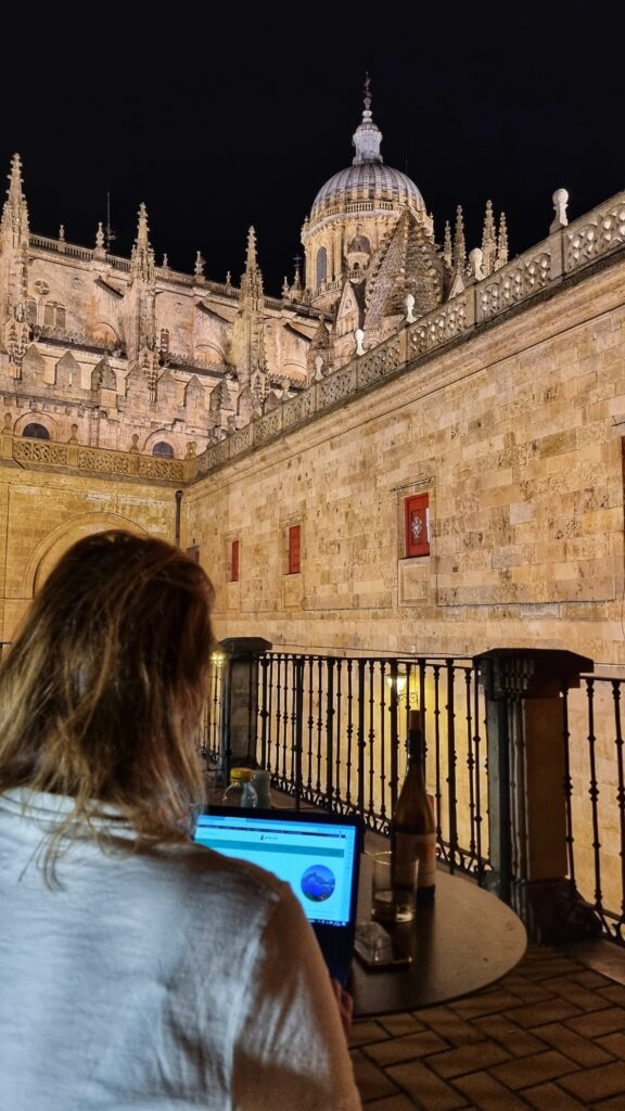 Overnachten kathedraal; wat te doen in Salamanca, de mooiste stad van Spanje: bezienswaardigheden + tips