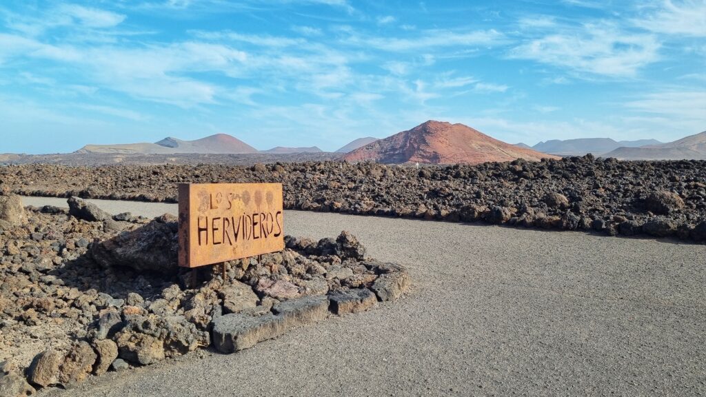 Los Hervidores; wat te doen op je Lanzarote vakantie: tips, bezienswaardigheden, mooiste plekken