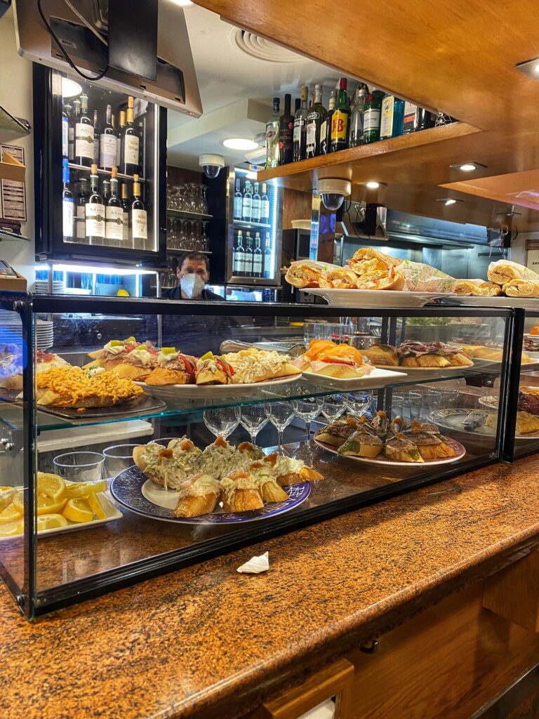 Pinchobar San Sebastian: tip voor tijdens je roadtrip of rondreis door het Baskenland en La Rioja in Spanje