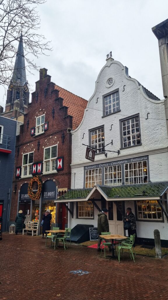 Koffie lunchen oudste huis Helmond Il Borgo; wat te doen in Helmond, bezienswaardigheden, tips