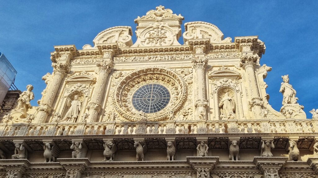 Basilica di Santa Croce Lecce; tips wat te doen en bezienswaardigheden in Puglia