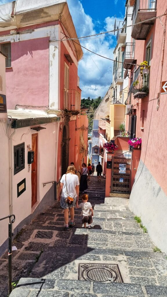 Wandelen in Procida; Wat te doen in Procida tips, dagtrip vanuit Napels