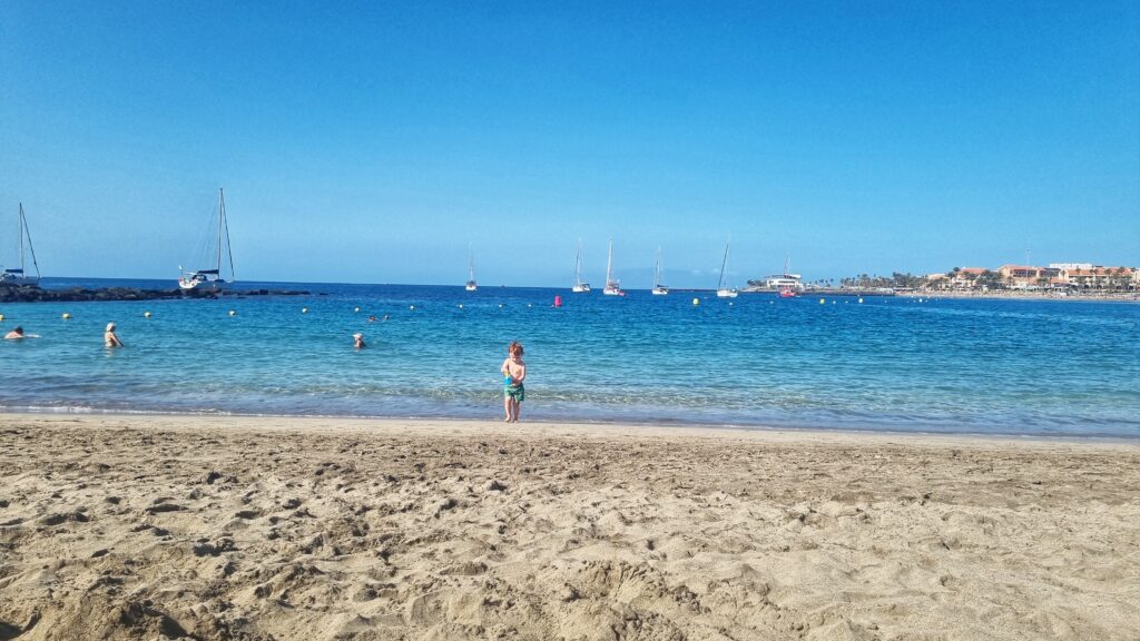 Playa de las Vistas, Los Cristianos, Tenerife winterzon