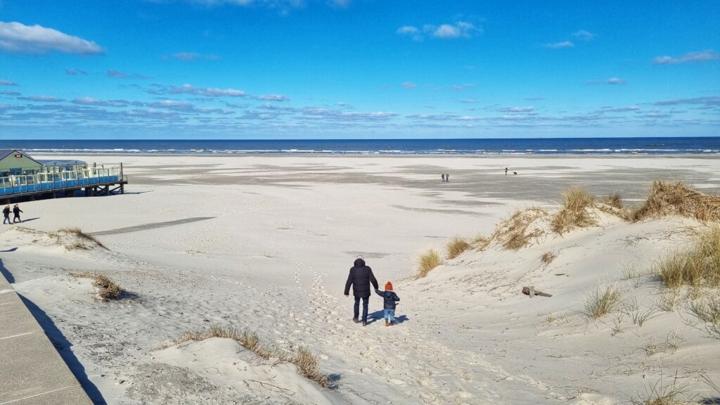 Strand Oostende, Heartbreak Hotel strandtent; leuke tips wat te doen op Terschelling